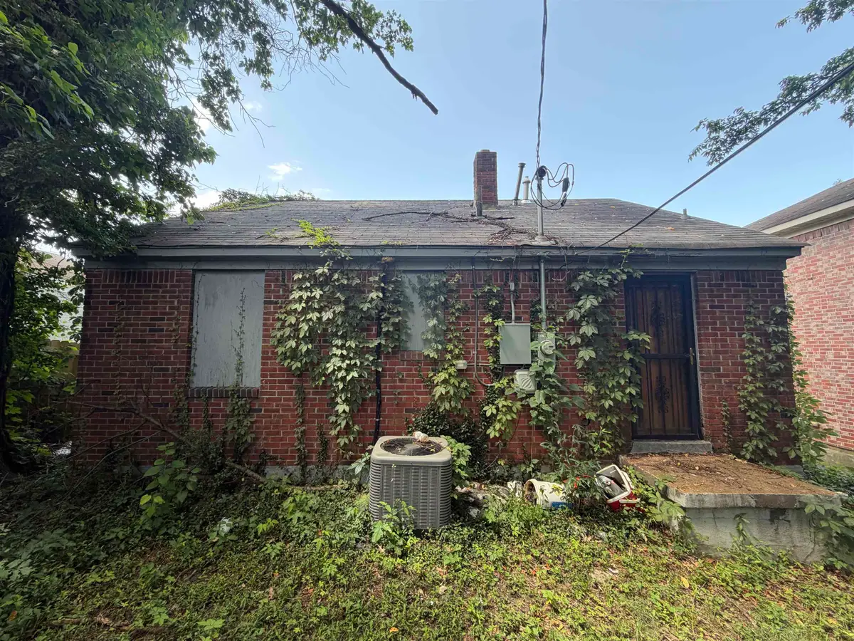 1355 ETHLYN AVE, Memphis, TN 38106 - #1