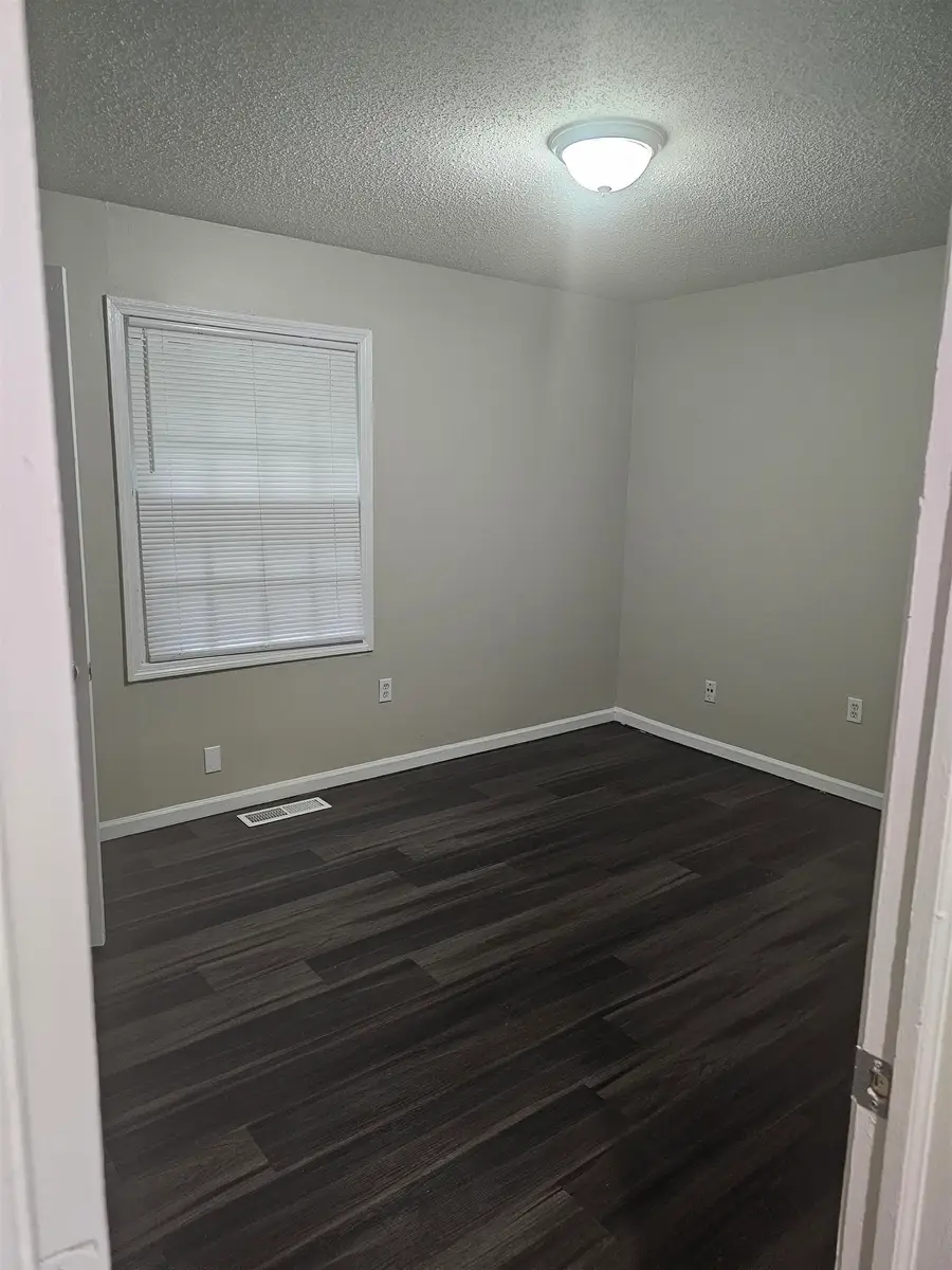5197 FLOWERING PEACH DR, Memphis, TN 38115 - #2