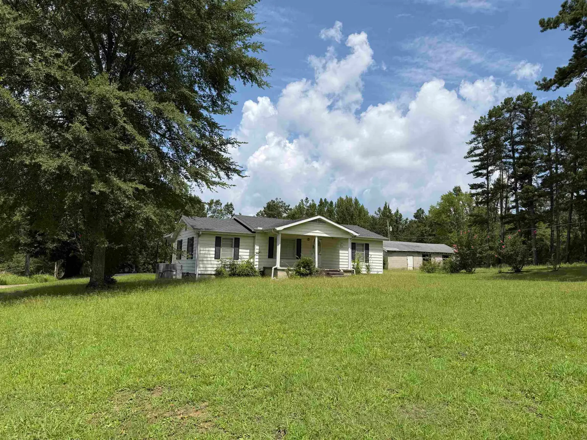 480 MT. ZION CEMETERY LOOP, Savannah, TN 38372 - #1