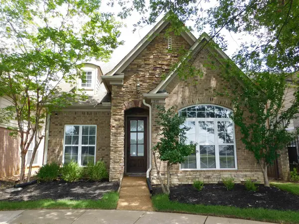 1840 N HOUSTON LEVEE RD, Cordova, TN 38016