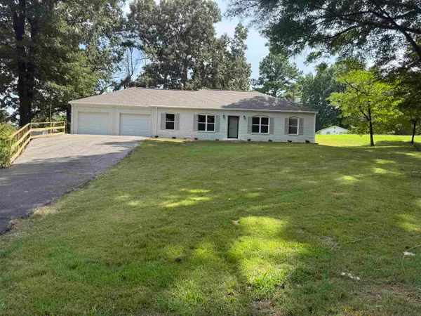1835 PLEASANT GROVE RD, Moscow, TN 38057