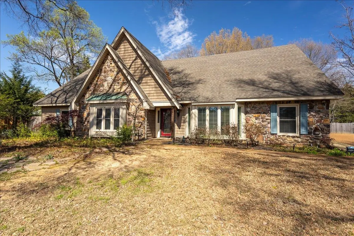 2952 HOLLY HEATH CV, Germantown, TN 38138 - #1