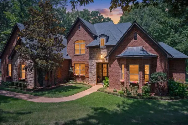 30 AMESBURY CV, Unicorp/Eads, TN 38028
