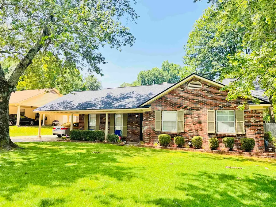 3647 LYNCHBURG ST, Memphis, TN 38135 - #2