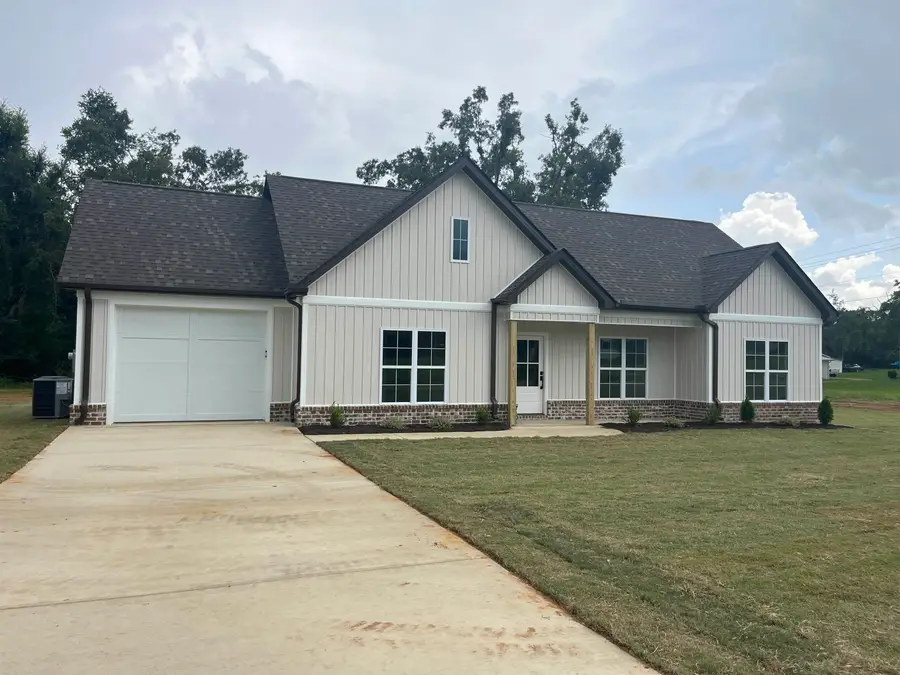 20 FARMINGTON RD, Savannah, TN 38372 - #2