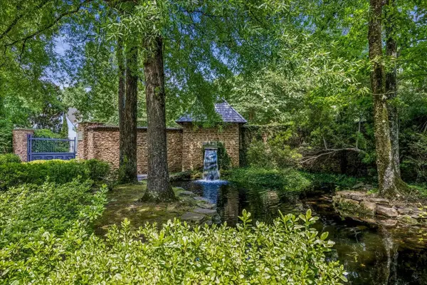 1082 RIVER GREEN CV N, Memphis, TN 38120