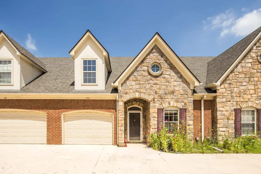 1601 DEXTER GROVE CT #102, Cordova, TN 38016 - #2