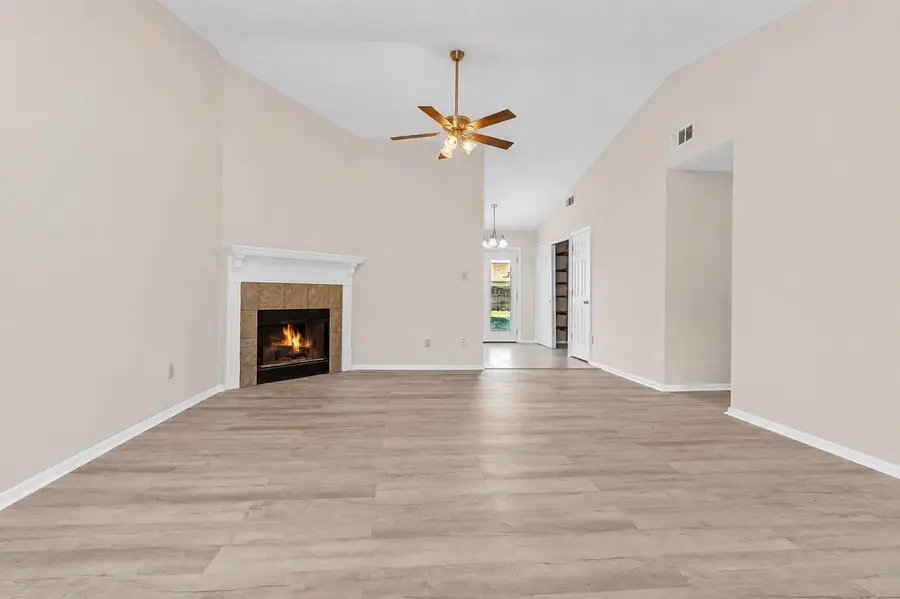 6822 SOUTHKNOLL AVE, Millington, TN 38053 - #2