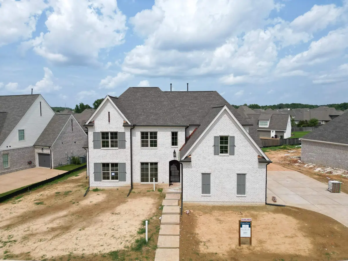 614 CEDAR SHADOWS CIR W, Collierville, TN 38017 - #1
