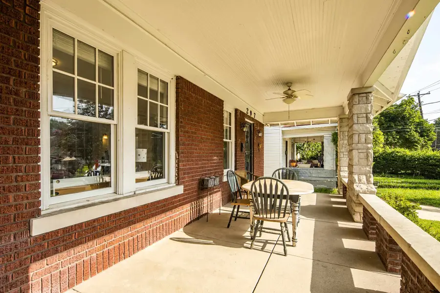 297 N MONTGOMERY ST, Memphis, TN 38104 - #3