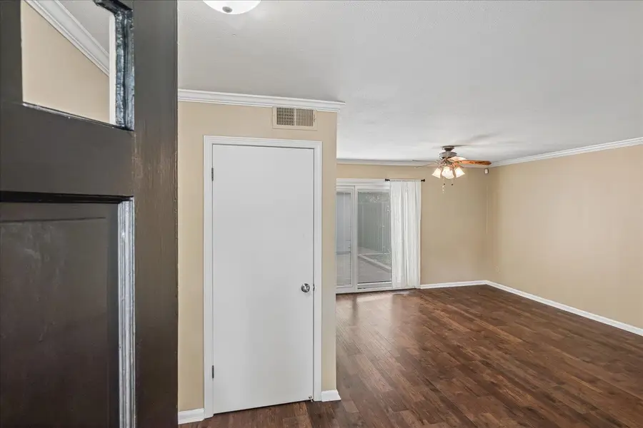 1690 HOBBITS GLEN DR #29, Germantown, TN 38138 - #3