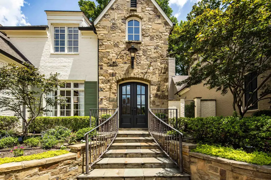 1910 CHATSWORTH DR, Germantown, TN 38138 - #2