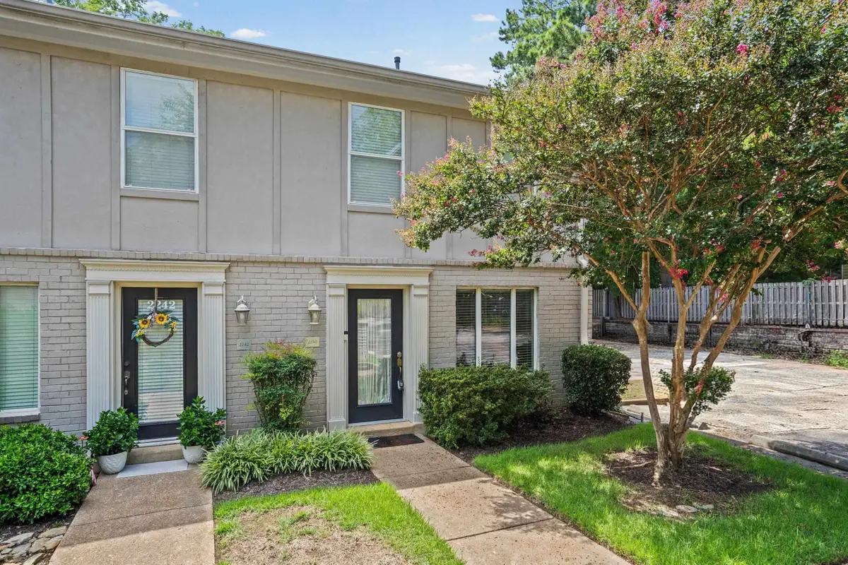 2240 GERMANTOWN SQ, Germantown, TN 38138 - #1