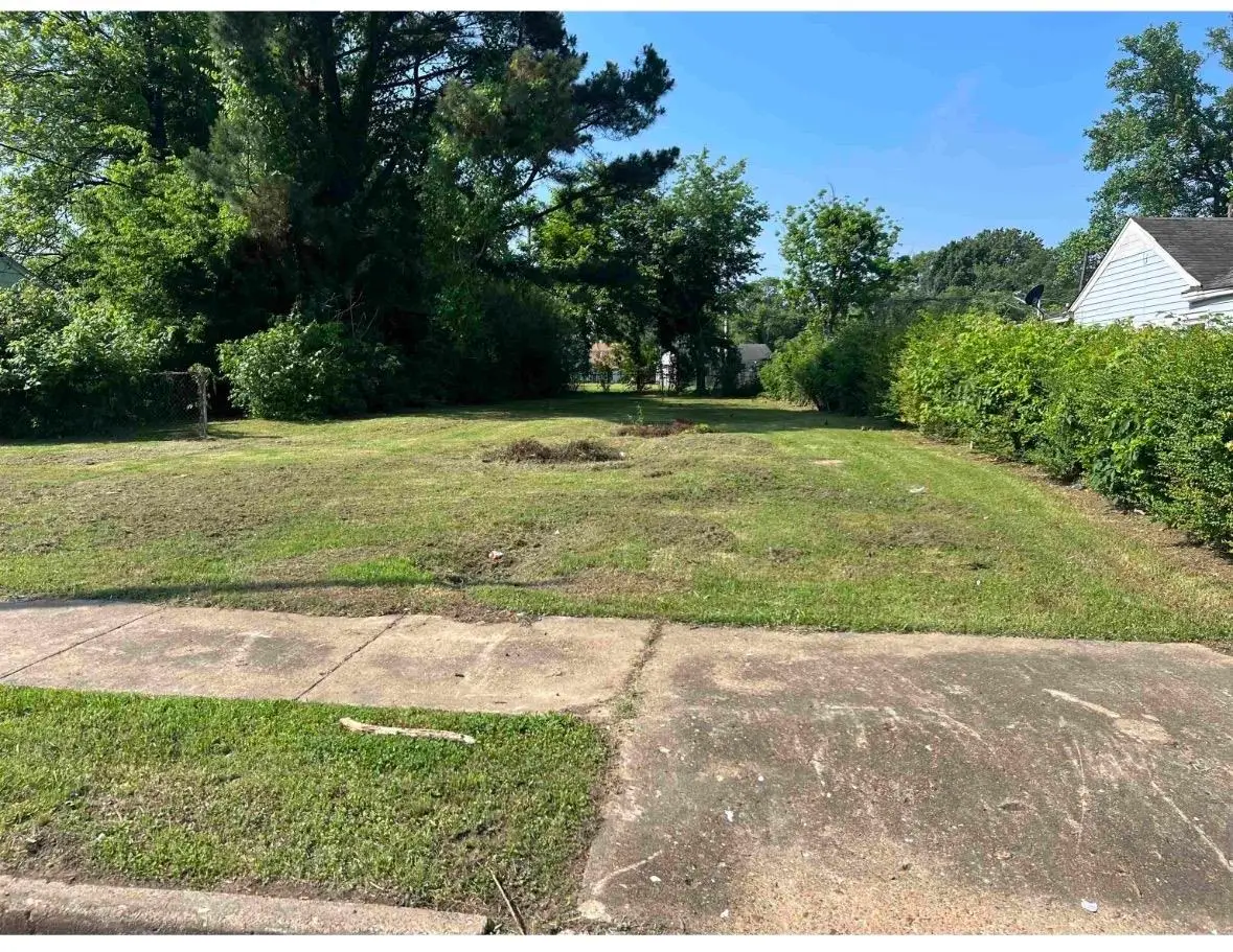 301 FLYNN RD, Memphis, TN 38109 - #1
