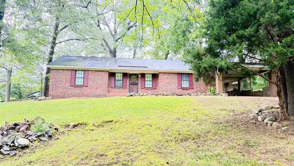 2753 E SKYLINE CIR, Memphis, TN 38127