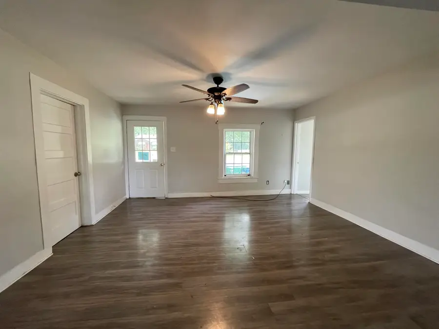 325 W MAIN ST, Munford, TN 38058 - #2