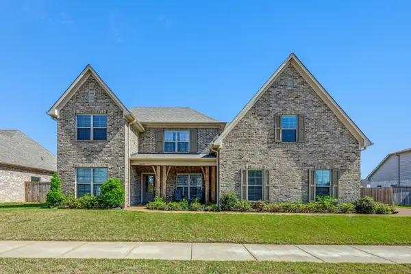 10303 GRAY HERON LN, Lakeland, TN 38002