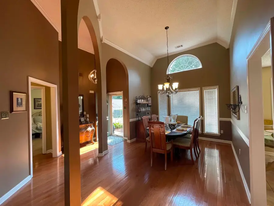 220 COUNTRYSIDE DR, Oakland, TN 38060 - #2