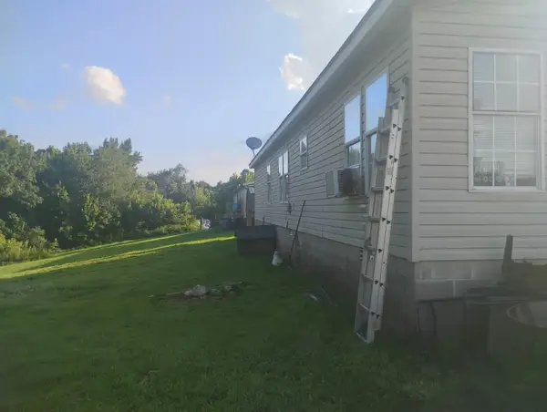 217 LAKESHORE DR, Jackson, TN 38362-9811