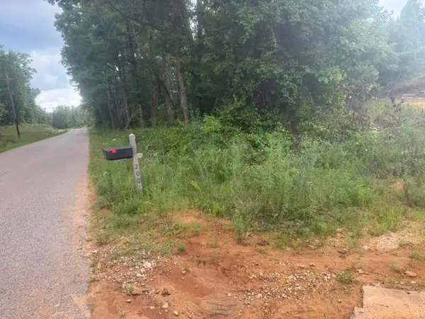 200 BRUTON BRANCH RD, Savannah, TN 38372-5213