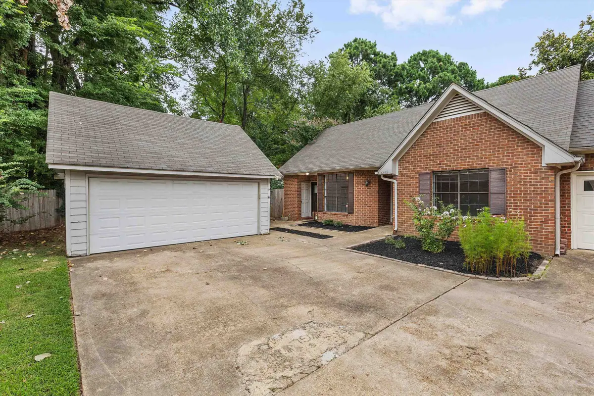 6692 MILLERS POND CIR, Memphis, TN 38119 - #1