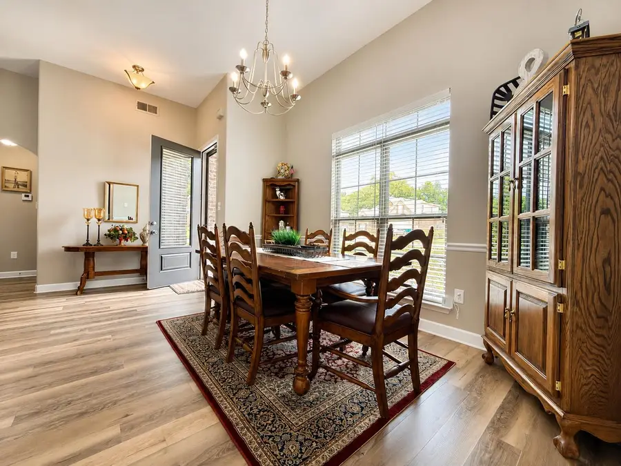140 BREEZY LOOP E, Oakland, TN 38060 - #3
