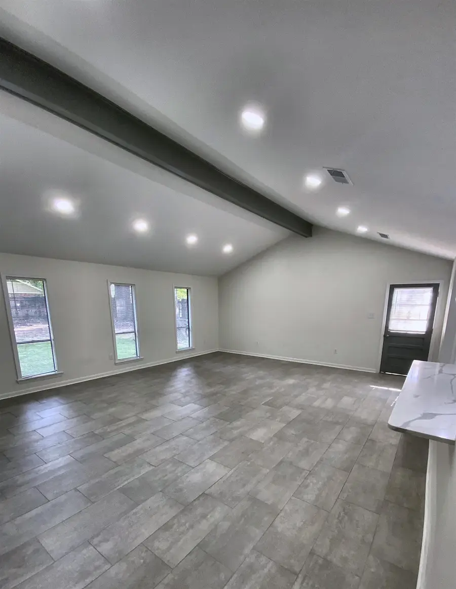 6744 BAINBRIDGE DR, Memphis, TN 38119 - #3