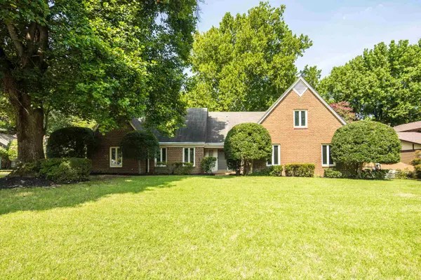 2209 THORNWOOD LN, Memphis, TN 38119