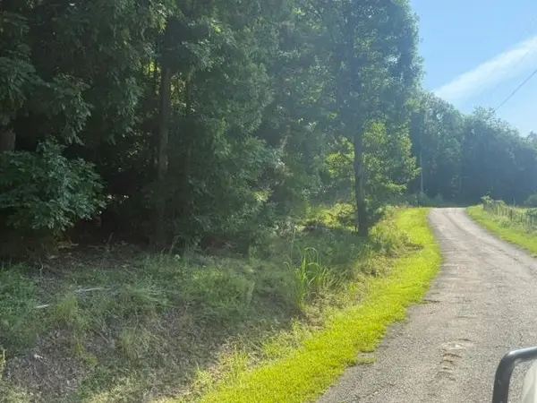 TRACT 6 CARROLL HOLLOW RD, Waynesboro, TN 38485-0000