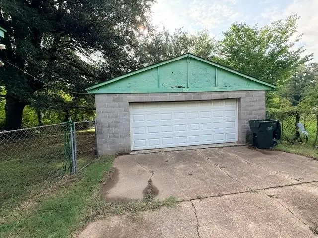 3202 OLD HORN LAKE RD, Memphis, TN 38109 - #2