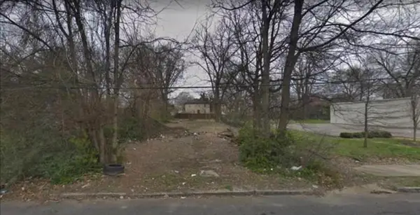 1047 LATHAM ST, Memphis, TN 38106