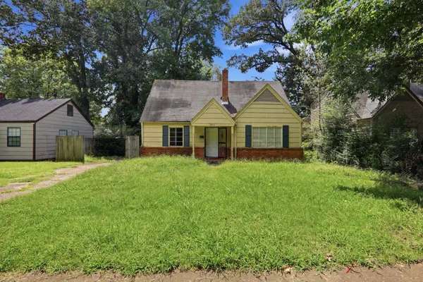 3673 S DEERWOOD AVE, Memphis, TN 38111