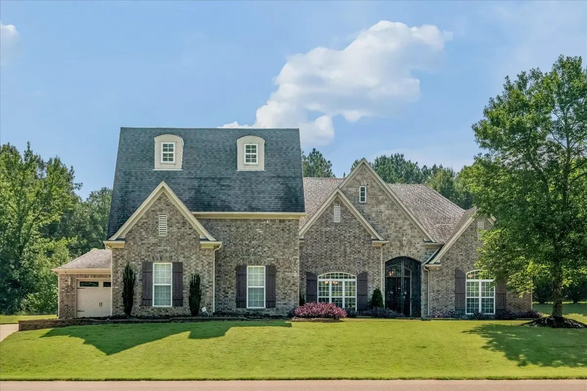 5168 ROYSTON LN, Memphis, TN 38125 - #1