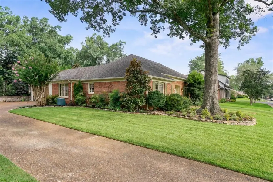 811 EATON ST, Memphis, TN 38120 - #3