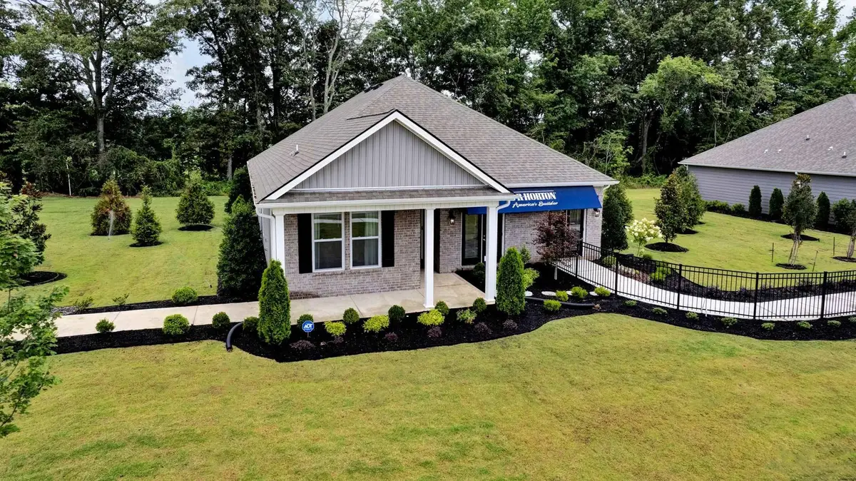 935 MEWBORN FARM RD, Oakland, TN 38060 - #1