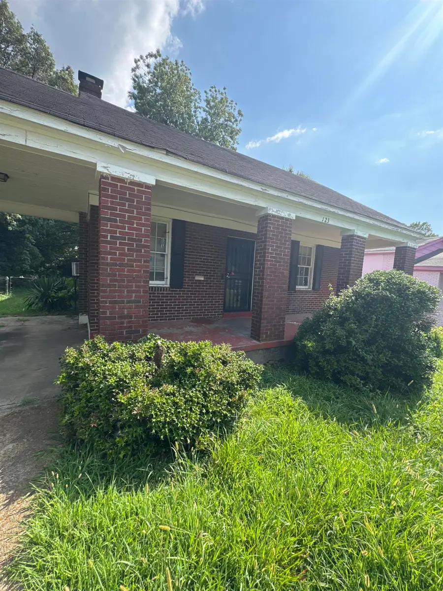 123 S PARKWAY AVE E, Memphis, TN 38106 - #2
