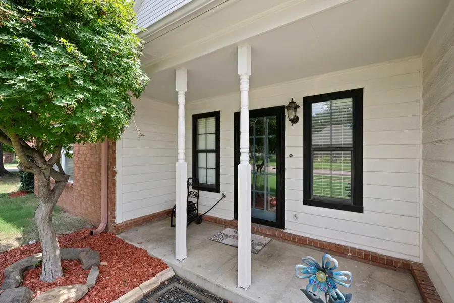6117 YORKHILL DR, Bartlett, TN 38135 - #2