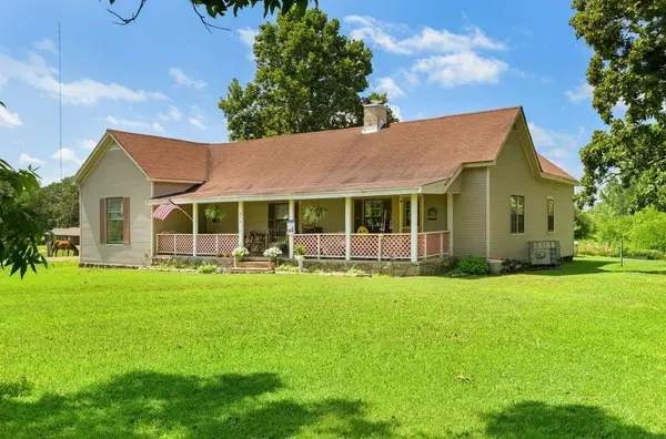 890 FITTS-ROSS RD RD, Bolivar, TN 38008