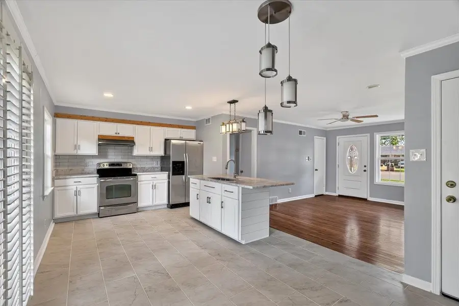 1744 W HOLMES RD, Memphis, TN 38109 - #2