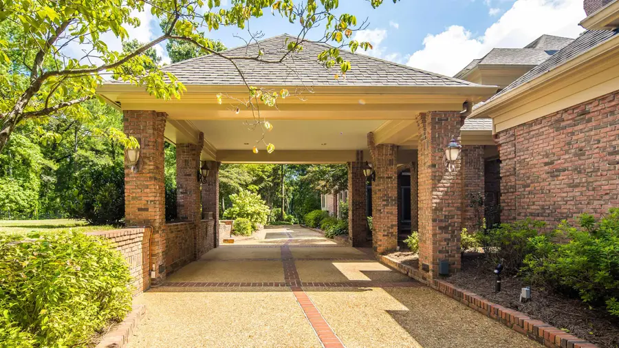 2350 CARTERS GROVE LN, Germantown, TN 38138 - #2