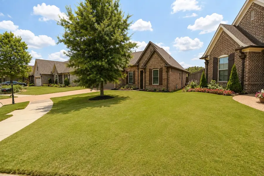 85 ARABELLA CIR, Oakland, TN 38060 - #2