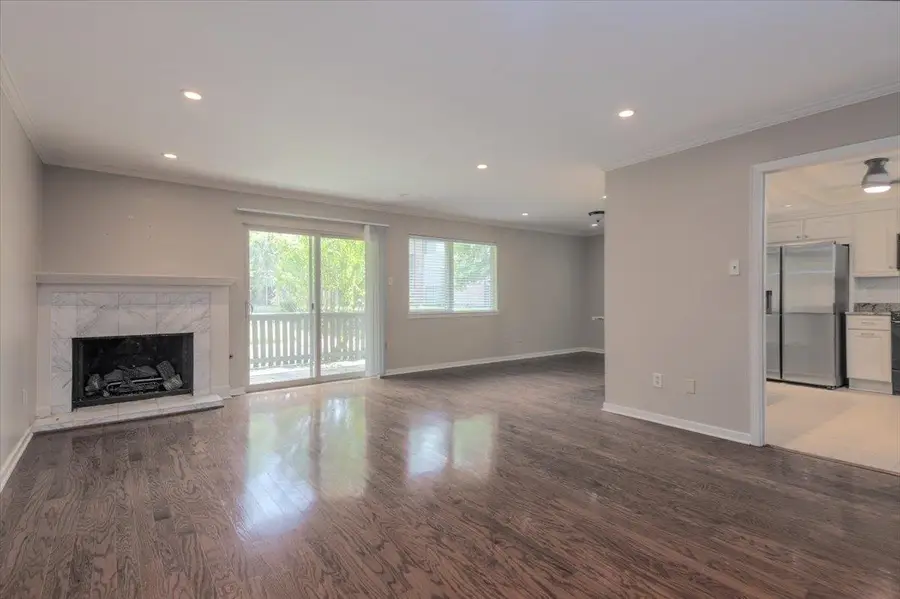 836 CREEKSIDE DR #2401, Memphis, TN 38117 - #3