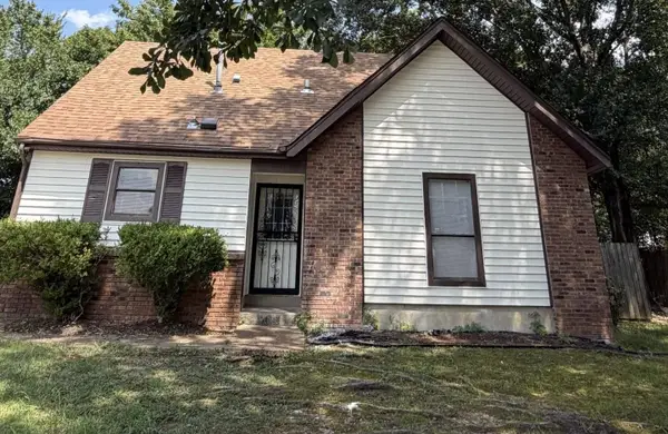 5696 SHAGBARK CT, Memphis, TN 38115