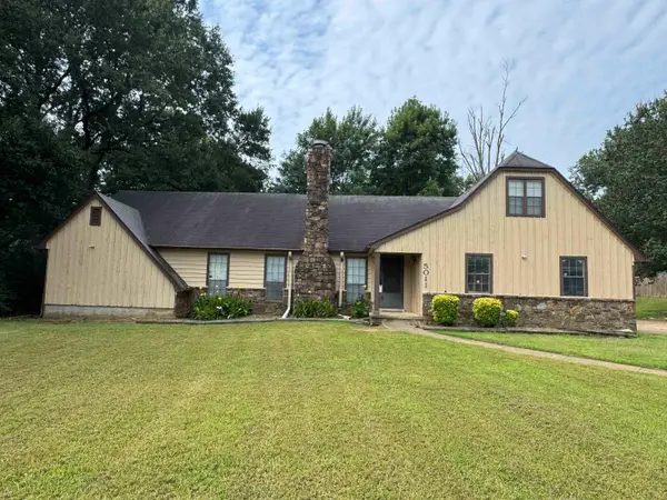 5011 LAKE VALLEY CV, Unicorp/Memphis, TN 38141