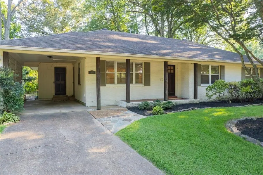 4135 CHICKASAW RD, Memphis, TN 38117 - #3