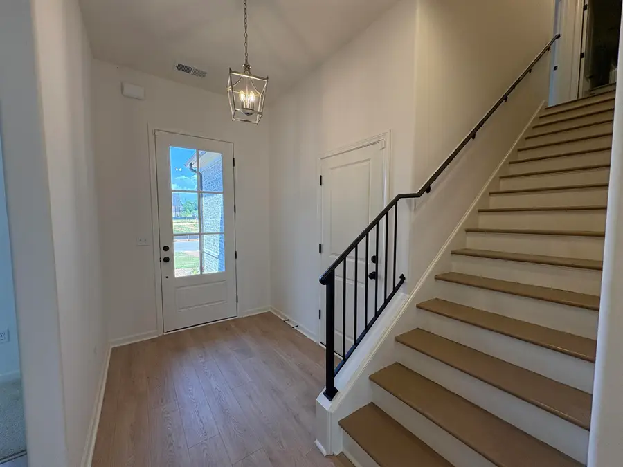 285 GREEN WILLOW DR, Oakland, TN 38060 - #2
