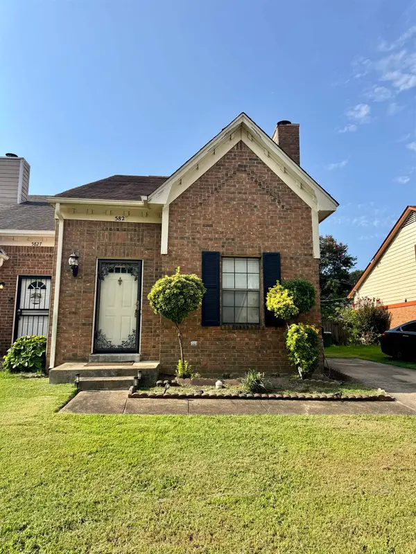 5823 GRASSY VALLEY DR, Memphis, TN 38141