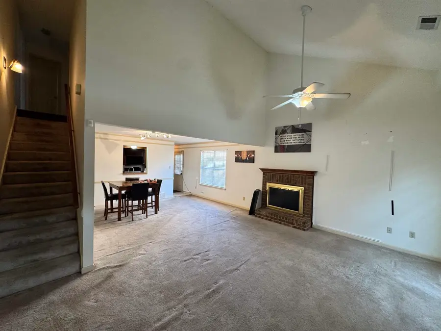 5823 GRASSY VALLEY DR, Memphis, TN 38141 - #3