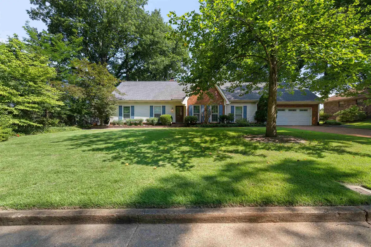 7168 EGERTON LN, Germantown, TN 38138 - #1