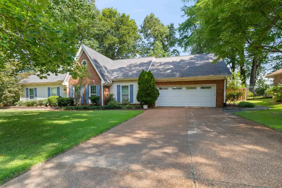 7168 EGERTON LN, Germantown, TN 38138 - #2